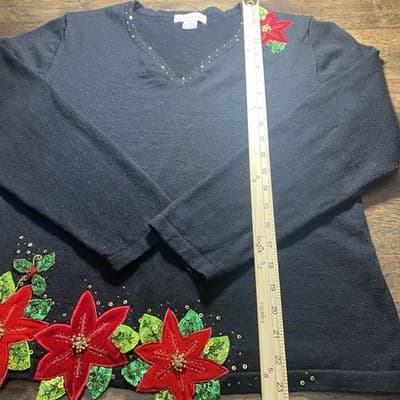 Bobbie Bell Black Christmas Poinsettia Sweater Size Large Holidays - Thumbnail 6