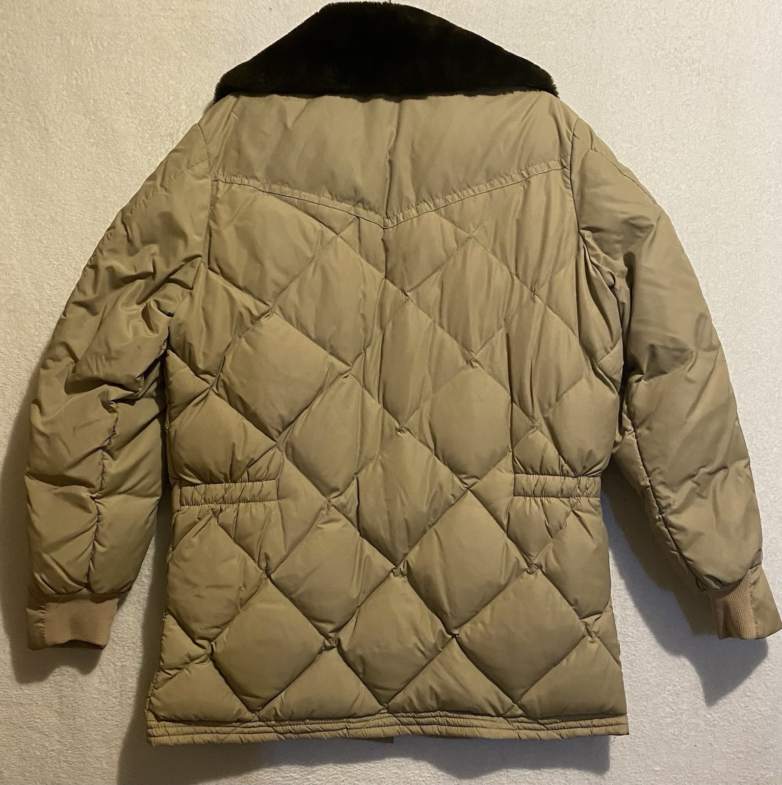 Vintage Walls Down Puffer Western Faux Fur Collar Jacket Made In USA - Thumbnail 2