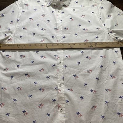 Denim & Flower Men's XL White Shirt Patriotic Firecrackers Vacation Short Sleeve - Thumbnail 3
