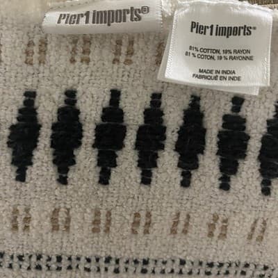 Pier 1 Throw Blanket 36”x 44” Cotton Blend Made In India - Thumbnail 5