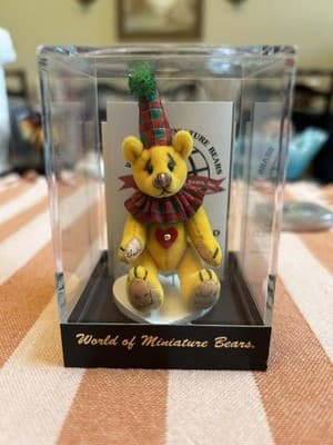 World of Miniature Bears Checkers Clown Ruffle Collar Signed 1038 Collectors - Thumbnail 5