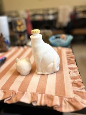 Empoli Art Glass 7" Milk Glass Cat Kitten DECANTER Stopper Bottle - Thumbnail 6
