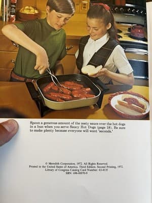 Better Homes And Gardens Junior Cookbook Great Pictures - Thumbnail 3
