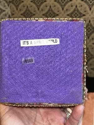 Vintage Interpur Wind-Up Music Box Cat Clown "It's a Small World" Animated Sways - Thumbnail 4