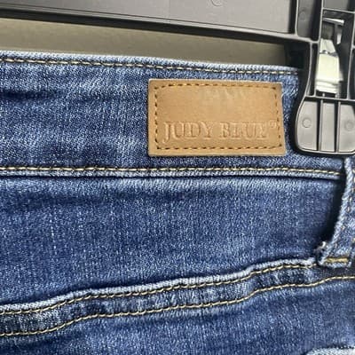 Judy Blue Skinny Fit 7 / 28 Distressed Cropped Womens Jeans - Thumbnail 4