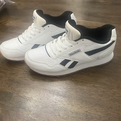 Reebok Classic Style Women’s Sneaker White Black Gum Sole Synthetic Upper 7.5 - Thumbnail 6