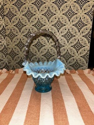 Fenton Blue Opalescent Hobnail Basket Blue Handle No Chips/Cracks EUC Vintage - Thumbnail 2