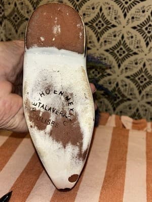 Pointed Boot Vase or Planter Glazed Figurine Mexican Boot With Faux Flowers - Thumbnail 7