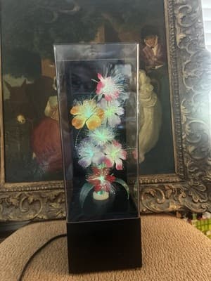 Fiber Optic Flower Lamp Plays Music Vintage Colorful Color Changing YS 335M 1983 - Thumbnail 4