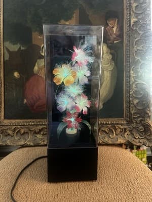 Fiber Optic Flower Lamp Plays Music Vintage Colorful Color Changing YS 335M 1983 - Thumbnail 3