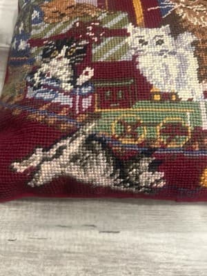Christmas Needlepoint Throw Pillow Cat Kitten Red Velvet Backed Square 13” - Thumbnail 2
