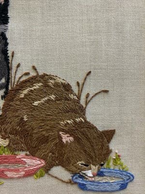 Vintage Framed Needlepoint Crewel Three Kitty Cats 15”x19” - Thumbnail 3
