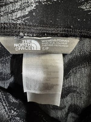 The North Face Women's Small Yoga Waist Leggings Athletic Black, Gray, White - Thumbnail 4