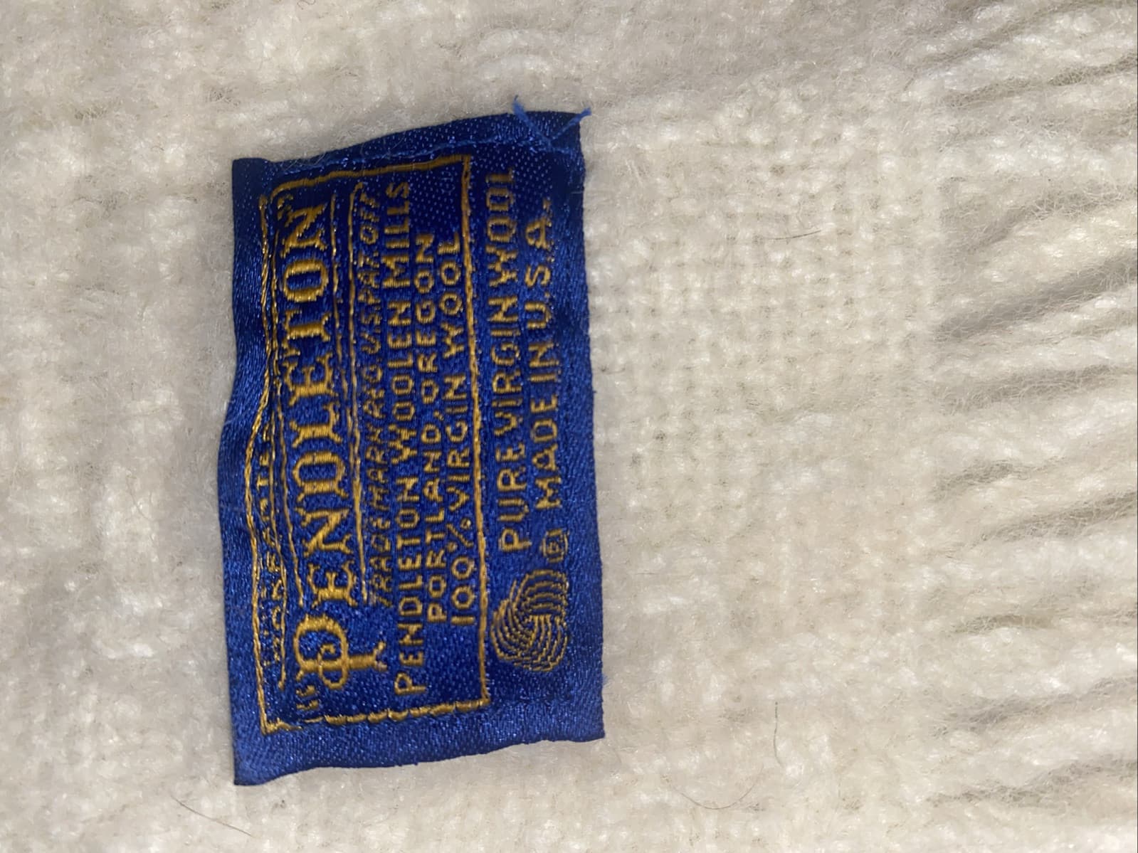 Vintage Pendleton Throw Blanket, 100% Virgin Wool 56" x 40" Soft Pale Yellow - Thumbnail 7