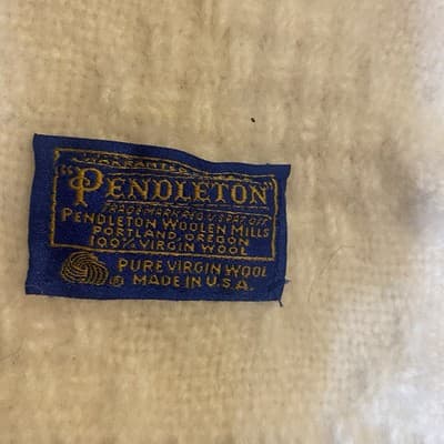 Vintage Pendleton Throw Blanket, 100% Virgin Wool 56" x 40" Soft Pale Yellow - Thumbnail 6