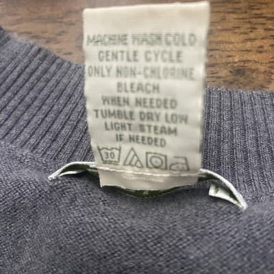 Orvis Women's Gray Wool Blend Long-Sleeve V-Neck Pullover Sweater - Size L - Thumbnail 9