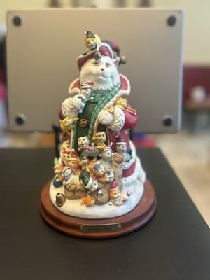 2001 THE DANBURY MINT, "SANTA CLAWS: BY BILL BELL, SIGNED Bells Figurine Vintage