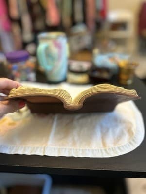 The Book Of Memories Picture Frame Russ 8.5” Serenity Prayer Vintage Beautiful - Thumbnail 4