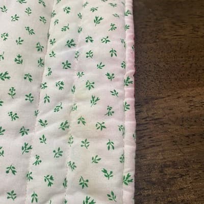 Christmas Lap Quilt Santa 32x35 - Thumbnail 4