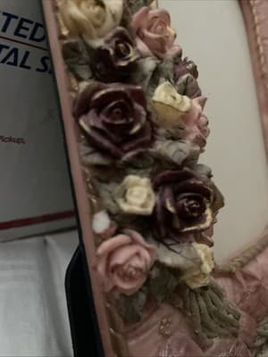 Picture Frame Floral Resin 5x7 VTG Style Pink Roses 3D Cottagecore - Thumbnail 2
