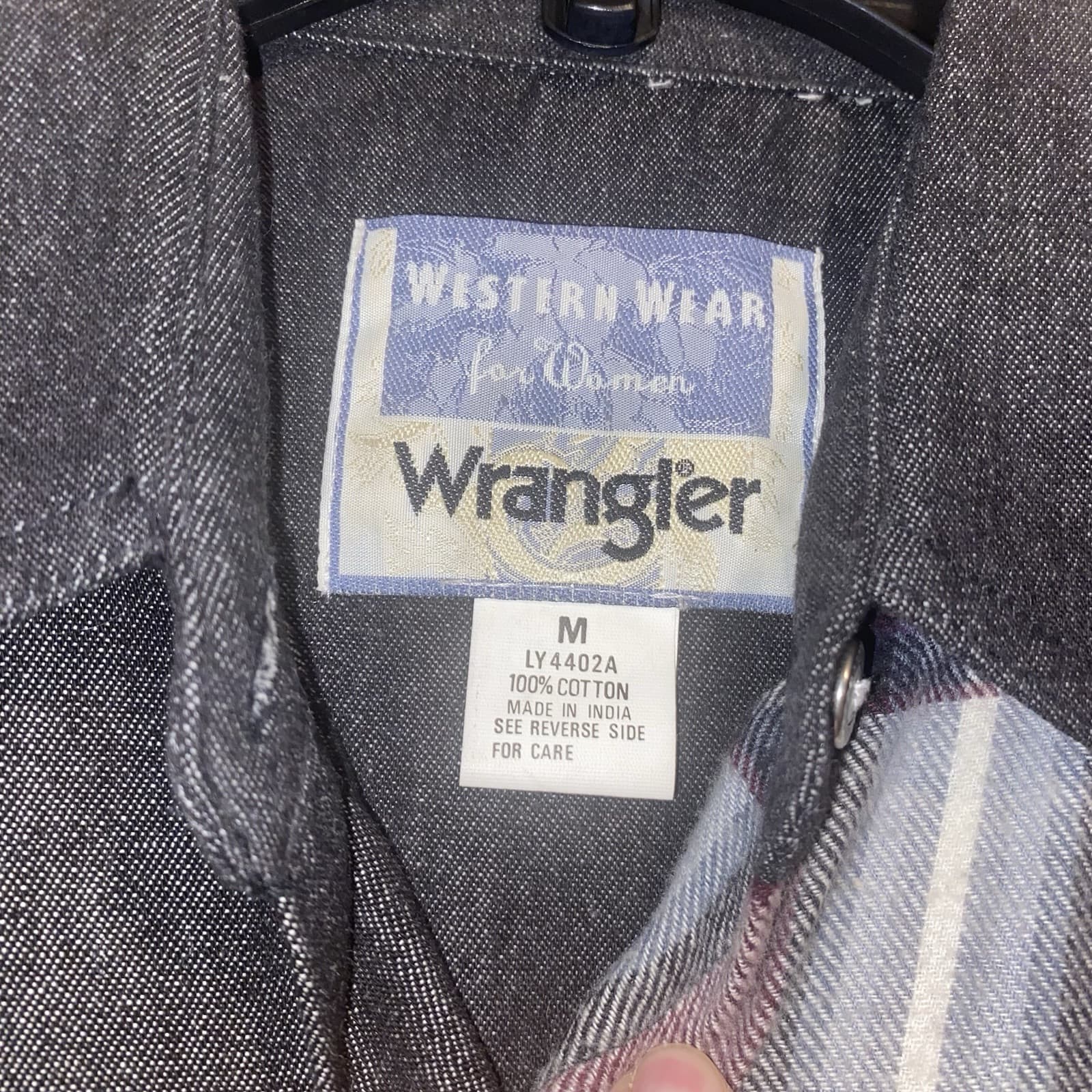 Cowgirl Western Wear For Ladies By Wrangler Flannel And Denim Button Long Sleeve - Thumbnail 5