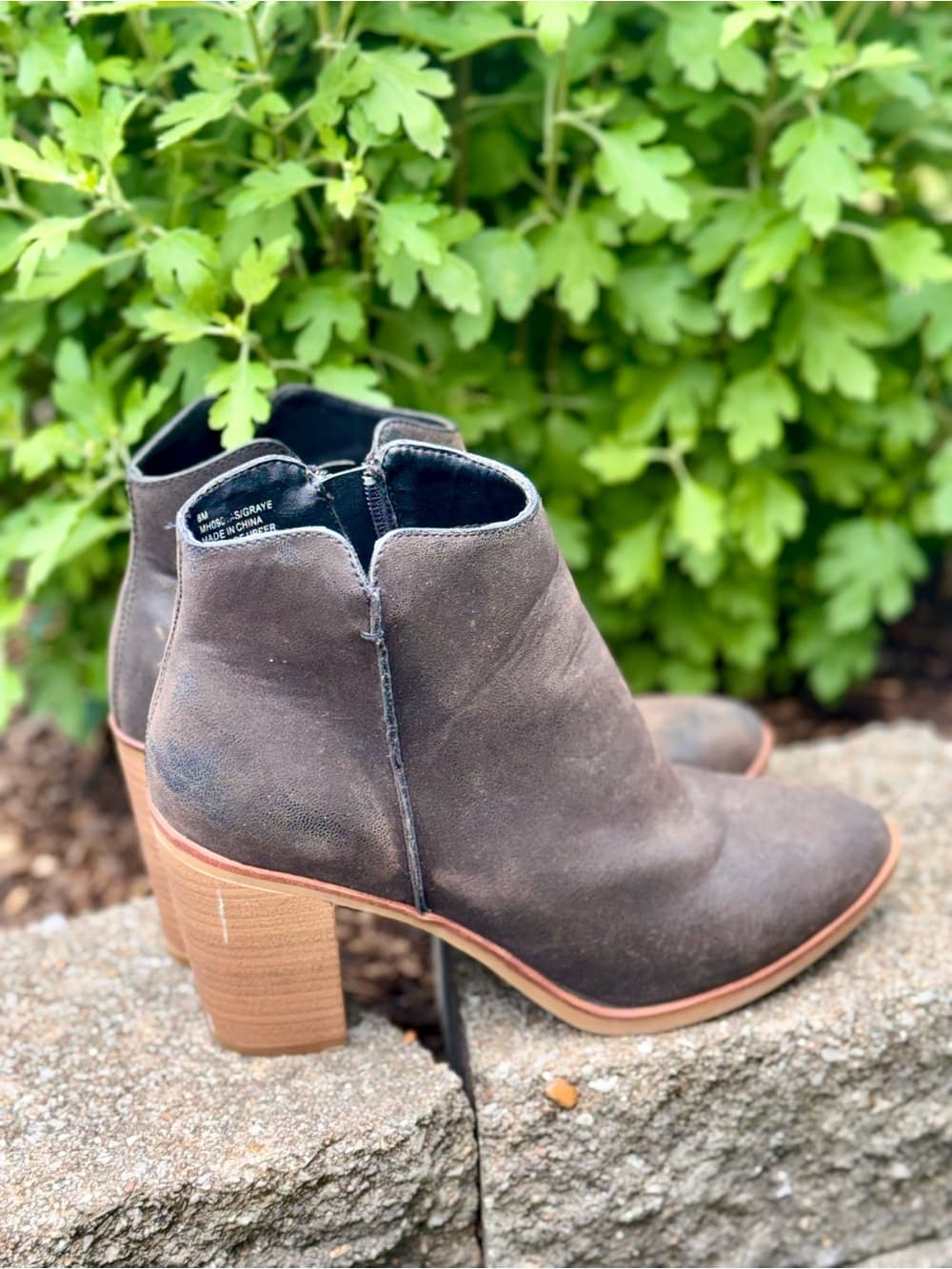 Altar’d State Women's Gray Suede Ankle Booties with Block Heel Pre owned spring