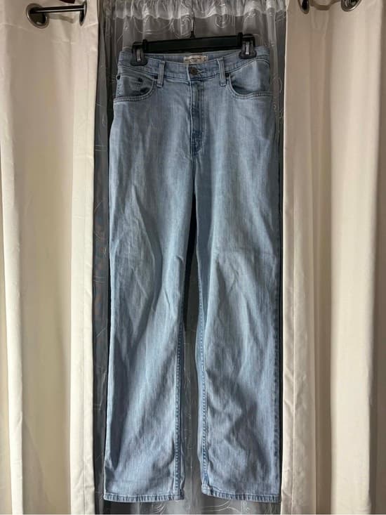 Abercrombie and Fitch Straight Leg Jeans | Waist 27” | Size 4 | High Rise Curve - Thumbnail 4