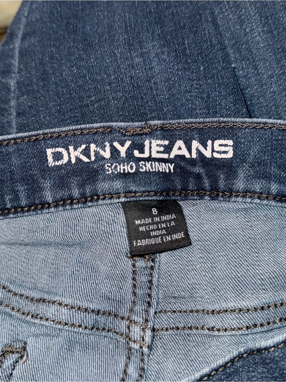 DKNY Dark Blue Skinny Straight Leg Jeans SOHO skinny size 8 mid rise 5 pocket - Thumbnail 3