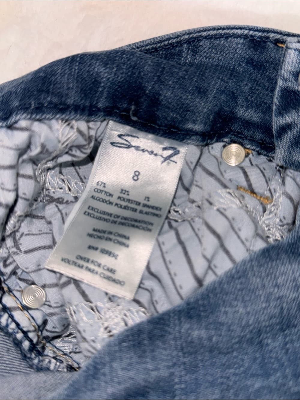 Seven7 Classic Blue Women's Jeans - Mid Wash soft stretch EUC bootcut flare - Thumbnail 6