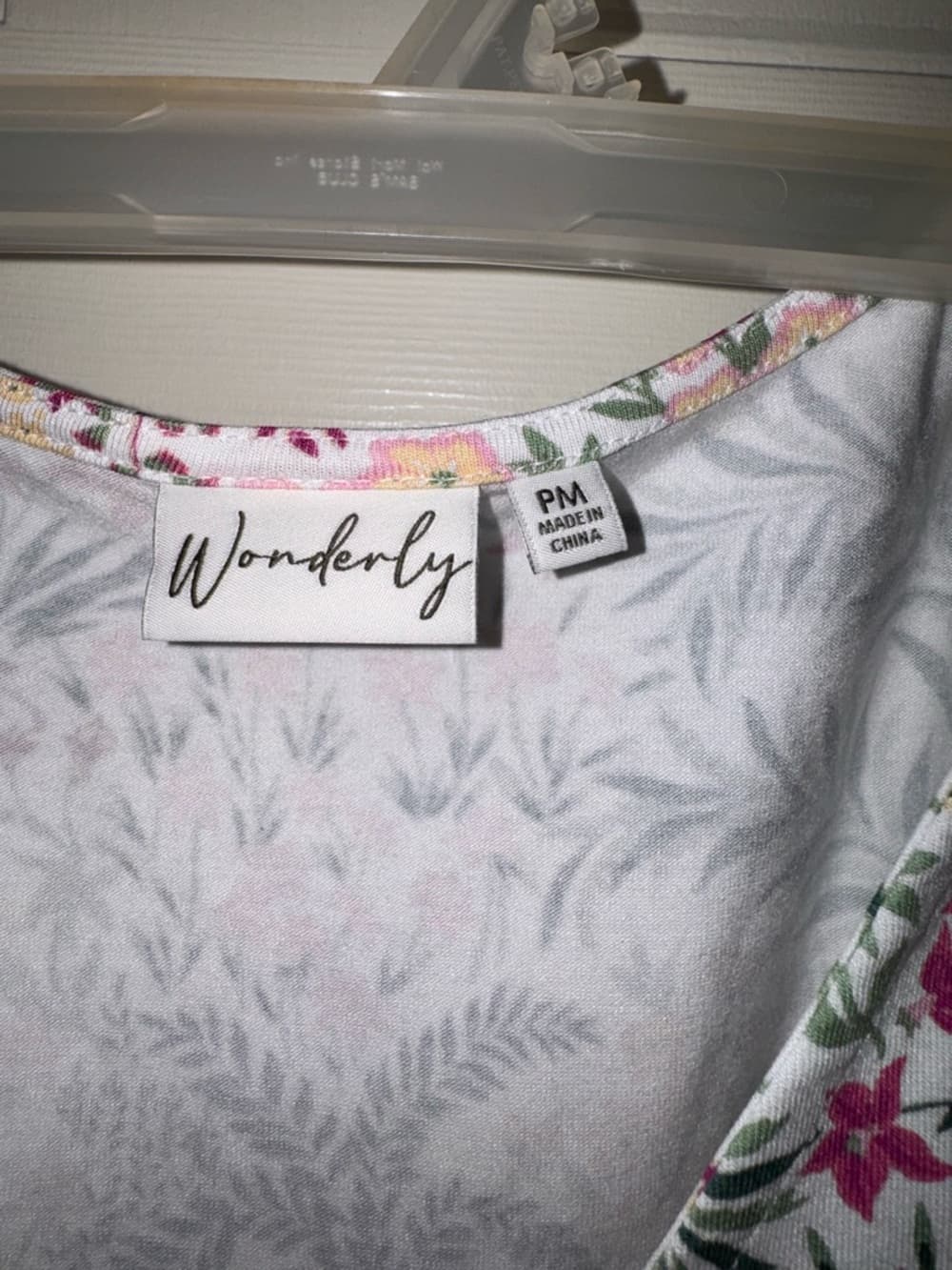 Wonderly Floral V-Neck Tie-Shoulder Tank Top in Pink, Green & Cream