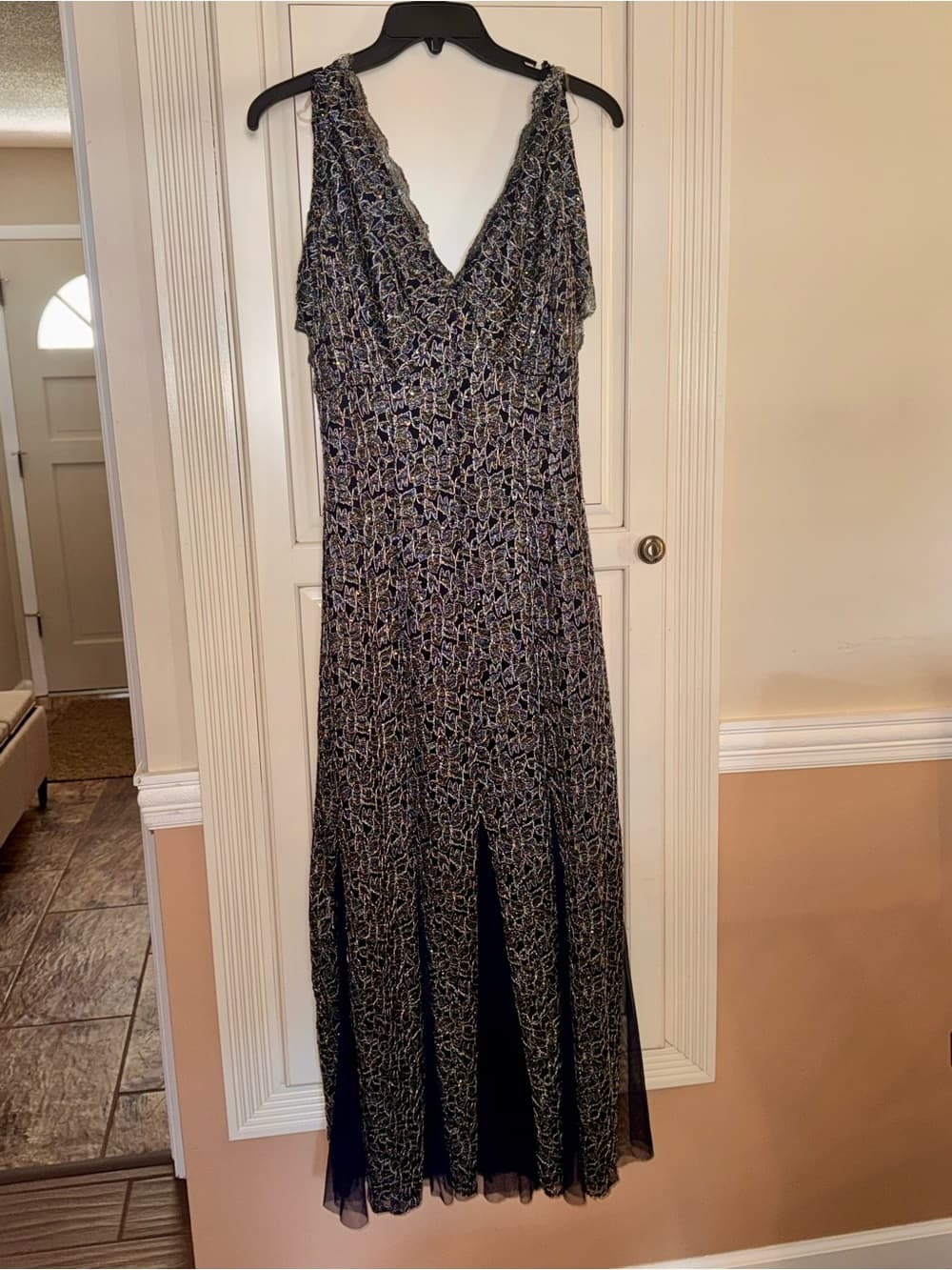 Elegant navy and Gold Evening gown - Women's V-Neck Gown Tie Back soft Trumpet - Thumbnail 7