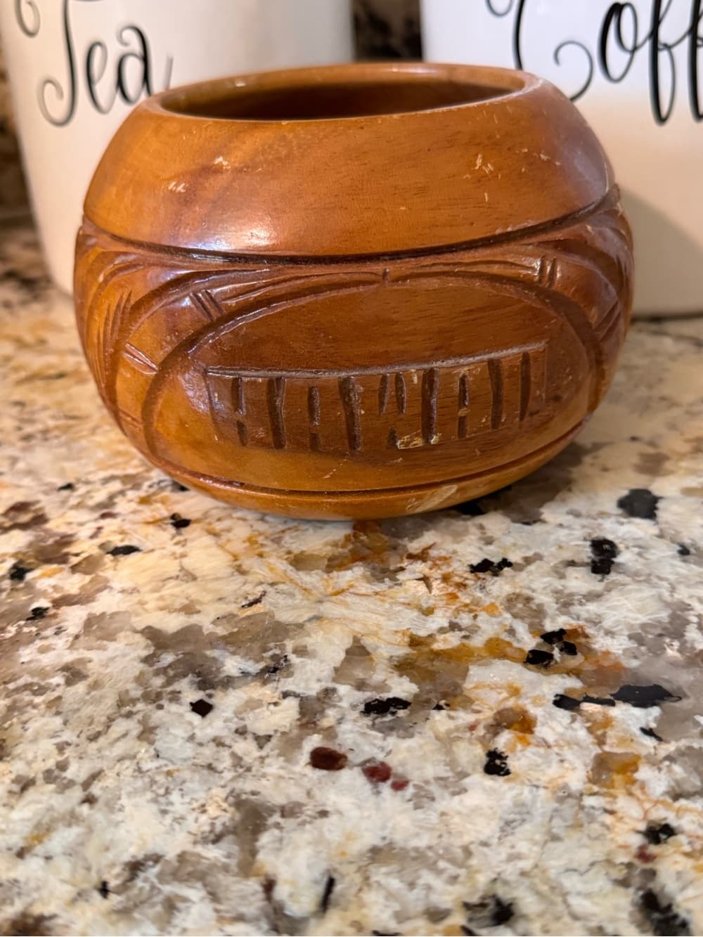 vintage hand-carved Hawaiian monkey pod wood bowl - Thumbnail 6