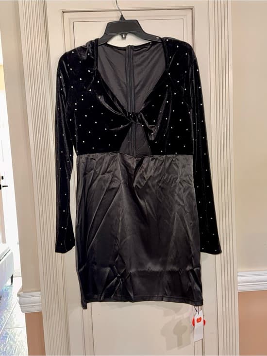 CIDER Black Velvet & Satin Mini Dress with Stud Embellishments NWT size XL - Thumbnail 5