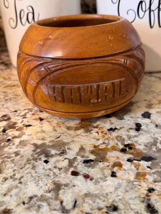 vintage hand-carved Hawaiian monkey pod wood bowl - Thumbnail 7