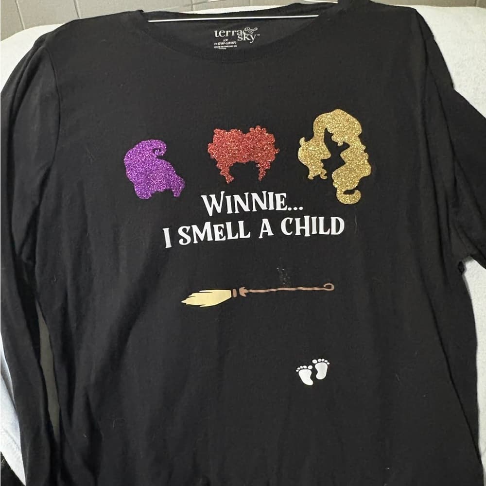 terra & sky maternity Black Graphic 'Winnie... I Smell a Child' Tee - Thumbnail 2