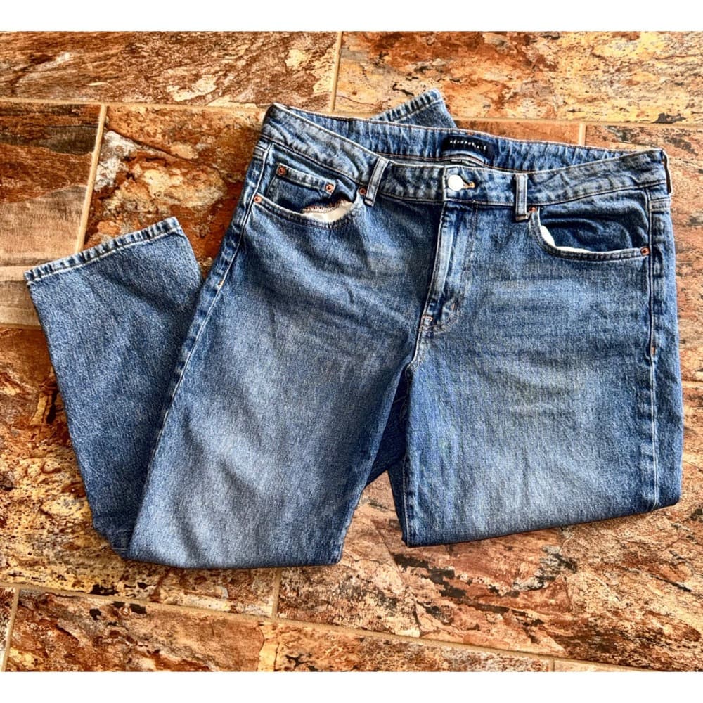 Aeropostale Womens Ankle Straight Jeans Size 18 Reg Medium Wash High Rise Denim