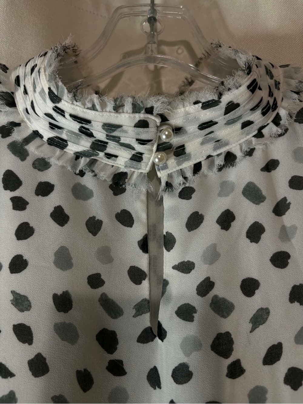 Karl Lagerfeld Women's White and Black Dot Pleated Front Blouse - Thumbnail 2