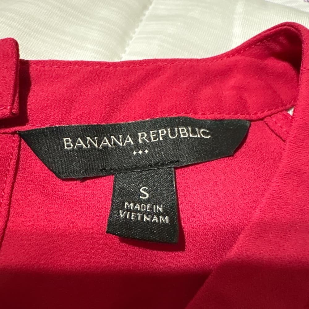 Banana Republic Red Sleeveless Blouse - Thumbnail 2