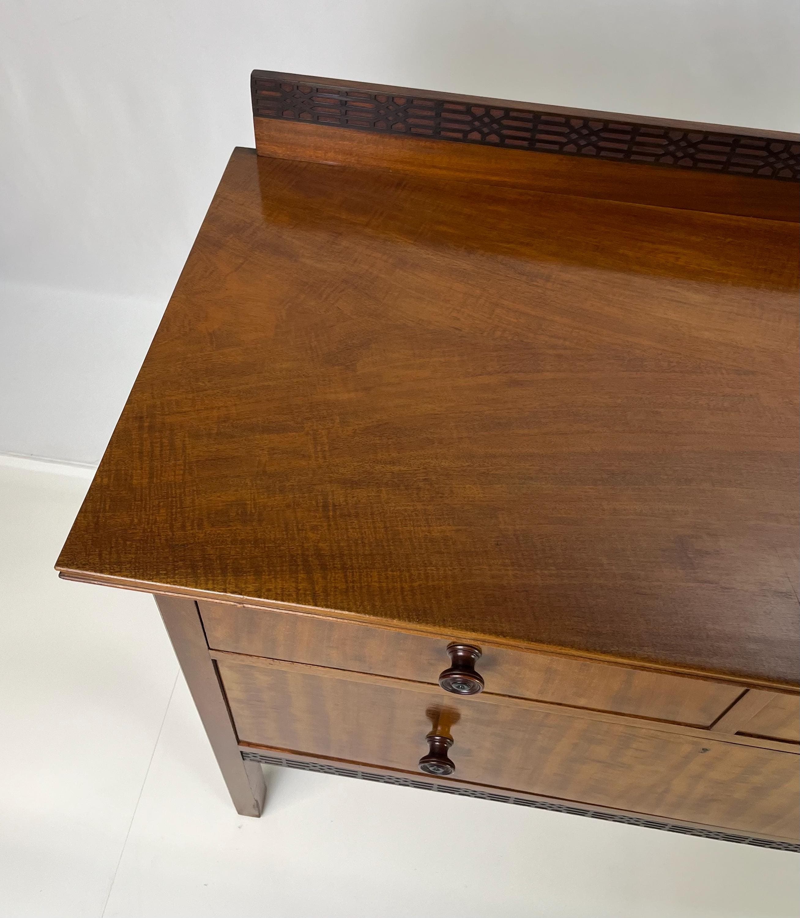 Vintage Regency Style Figured Mahogany Server or Washstand - Thumbnail 11