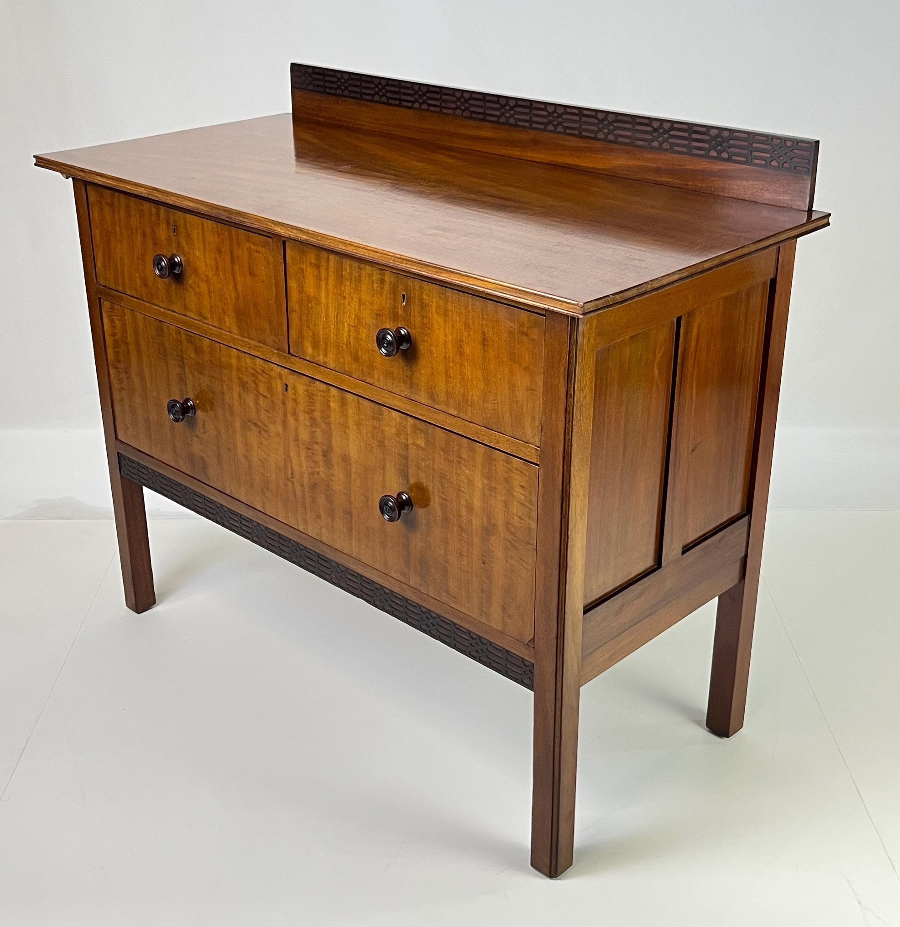 Vintage Regency Style Figured Mahogany Server or Washstand - Thumbnail 3