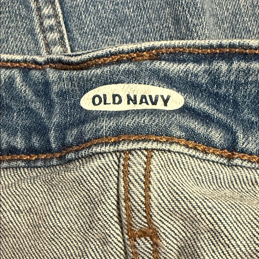 Old Navy Denim Skirt With Button Fly Closure- Size 10 - Thumbnail 4