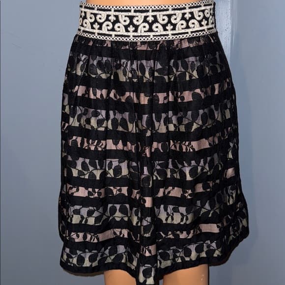 Floreat Black Lace Overlay Skirt – Size 2 - Thumbnail 6