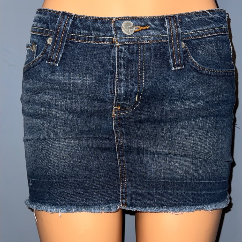 Hippie Distressed Denim Mini Skirt – Size 26 - Thumbnail 9