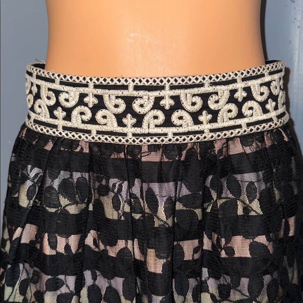 Floreat Black Lace Overlay Skirt – Size 2 - Thumbnail 2