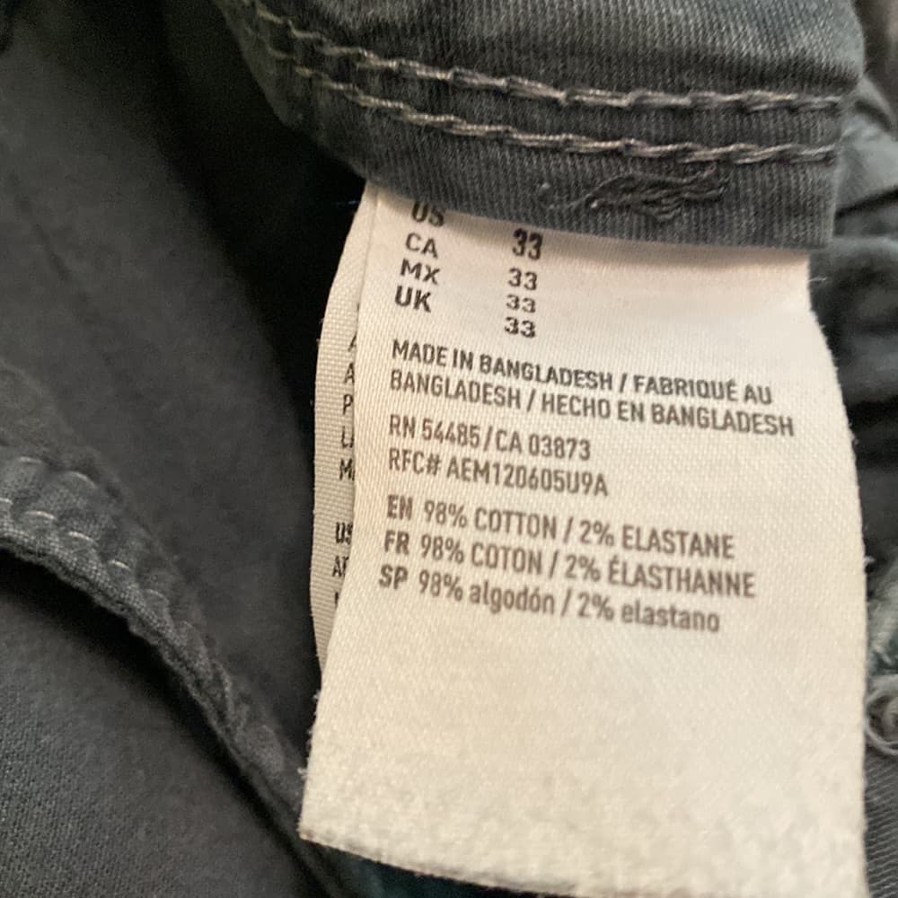 American Eagle gray cargo shorts* - Thumbnail 5