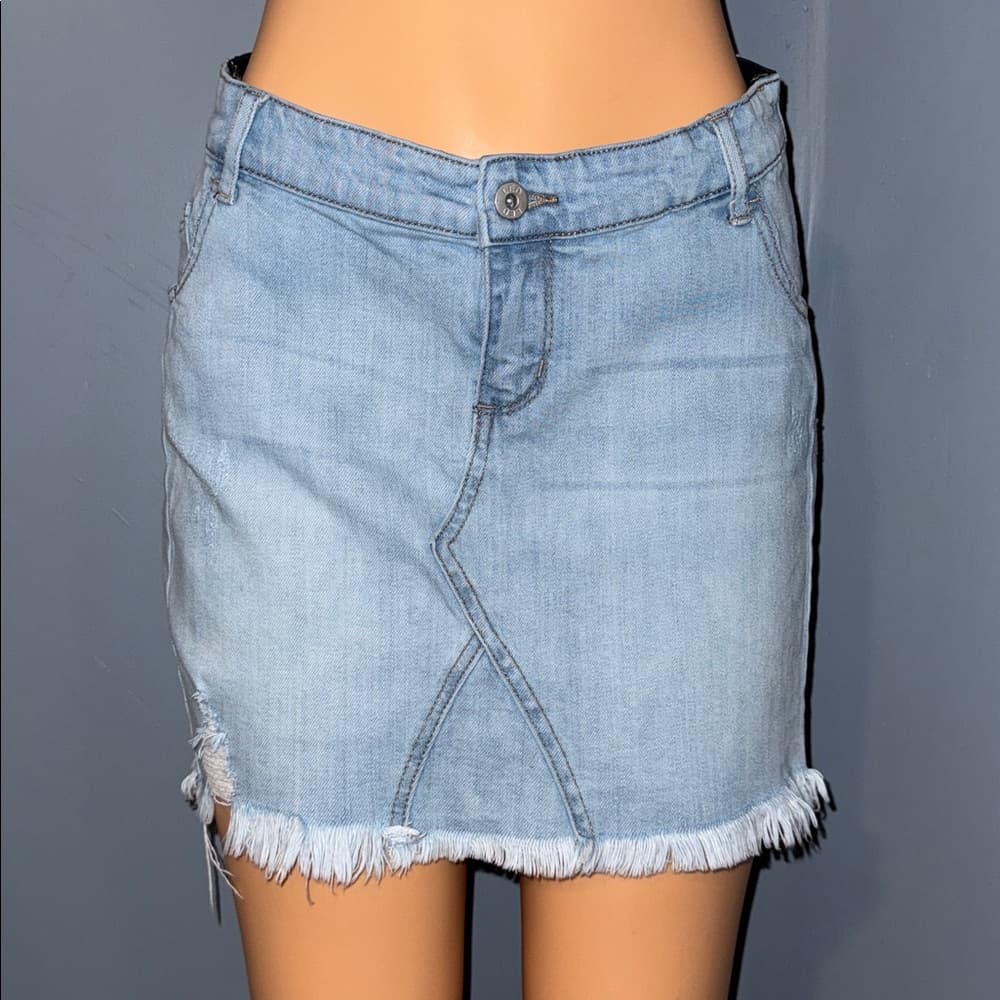 Lux Essential Denim Skirt - Size Large - Thumbnail 7