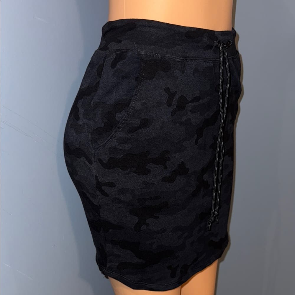 Evereve Drawstring Camo Mini Skirt - Size 0 - Thumbnail 2