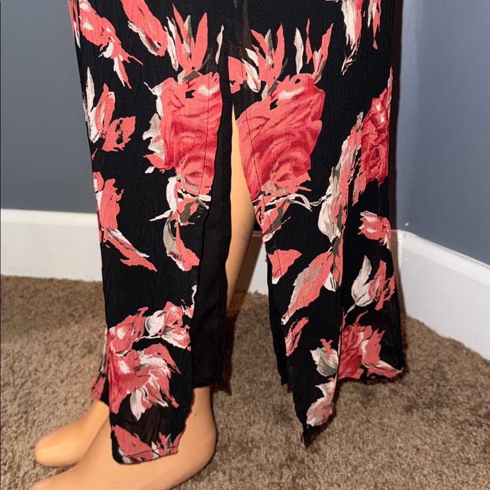 Elegant Style & Co. Floral Skirt - Size 6 - Thumbnail 2
