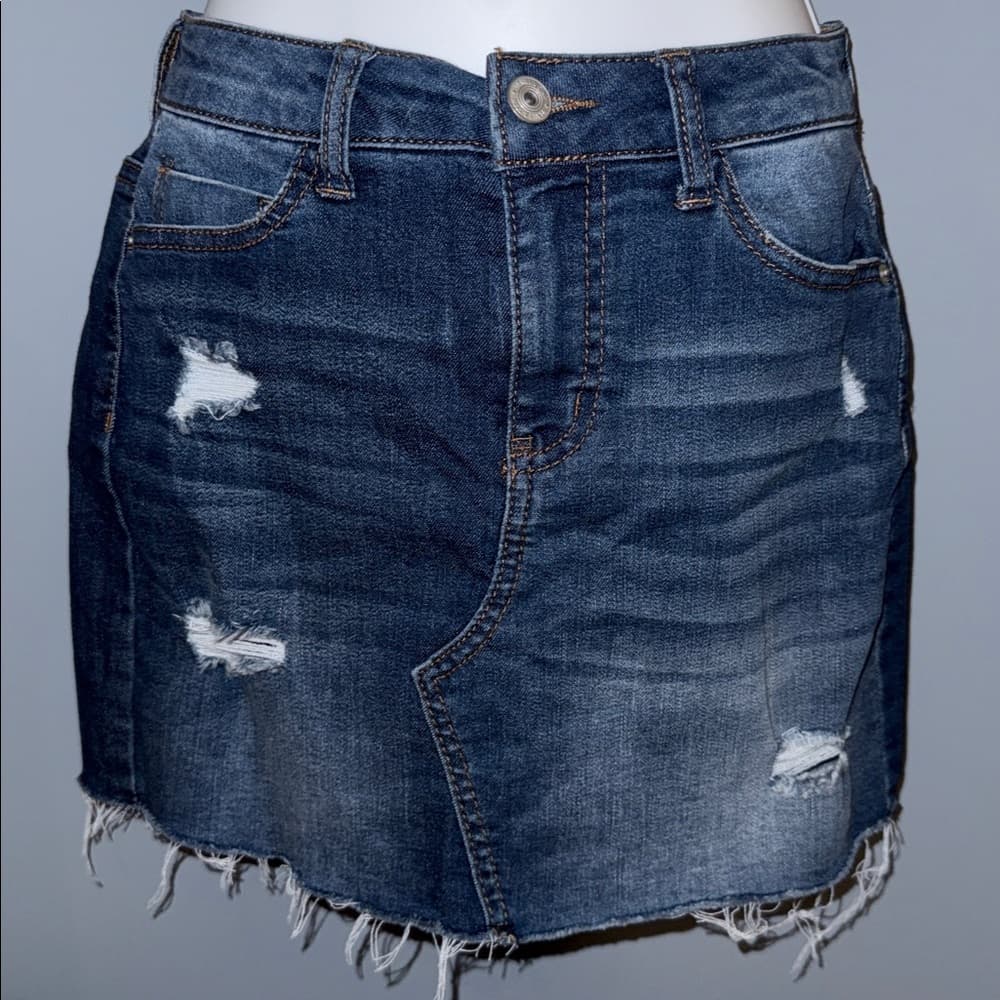 Vanilla Star Distressed Denim Mini Skirt – Size 0 - Thumbnail 6