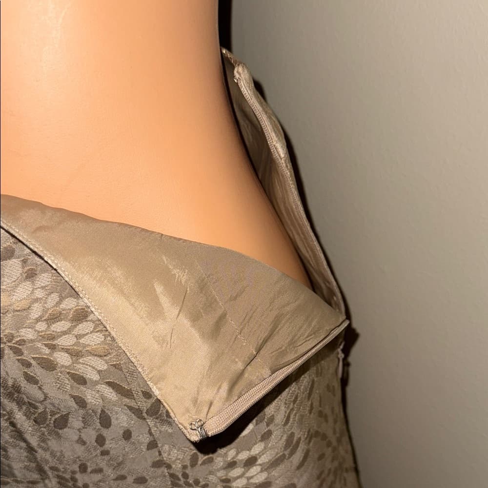 NWT - Ann Taylor Textured Jacquard and Sequin Flounce Skirt – Size 0 - Thumbnail 3